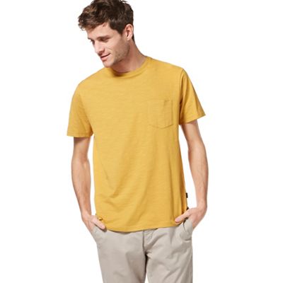 Big and tall dark yellow pocket t-shirt